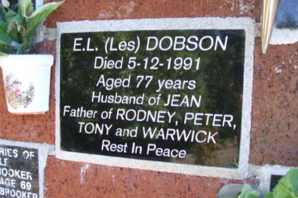 Headstone World - Products - Cremation Plaques - Niche Wall Plaque